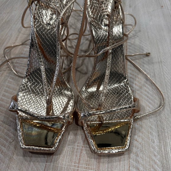 Schutz Vikki Hold Lace Up Heel 7 - Picture 3 of 5